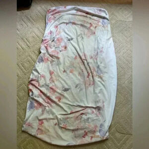 Oilo Studio Prim Floral Crib Sheet